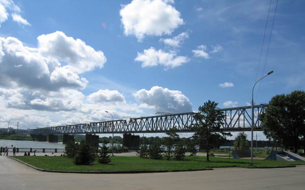 Железнодорожный мост через Обь