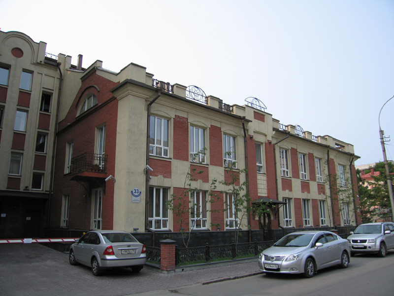 Доходный дом по ул. Серебренниковская № 33