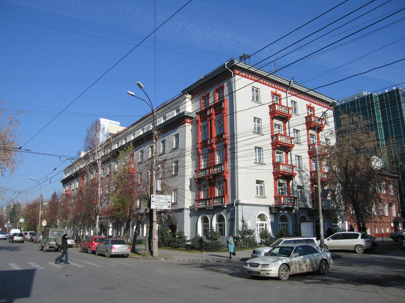 Жилой дом по улице Чаплыгина № 51 (ул. Советская № 12) в Центральном районе г. Новосибирска.
