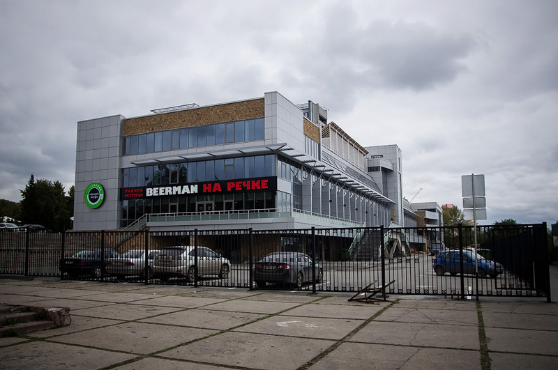  Здание бизнес-центра «Речной вокзал». Новосибирск. 2013