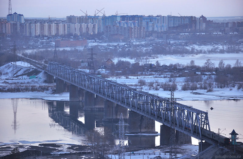 Железнодорожный мост через Обь. Новосибирск. Фото: Степанов Слава