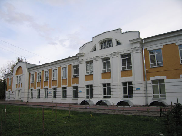 Больница по улице Щетинкина, 54 в Железнодорожном районе г. Новосибирска