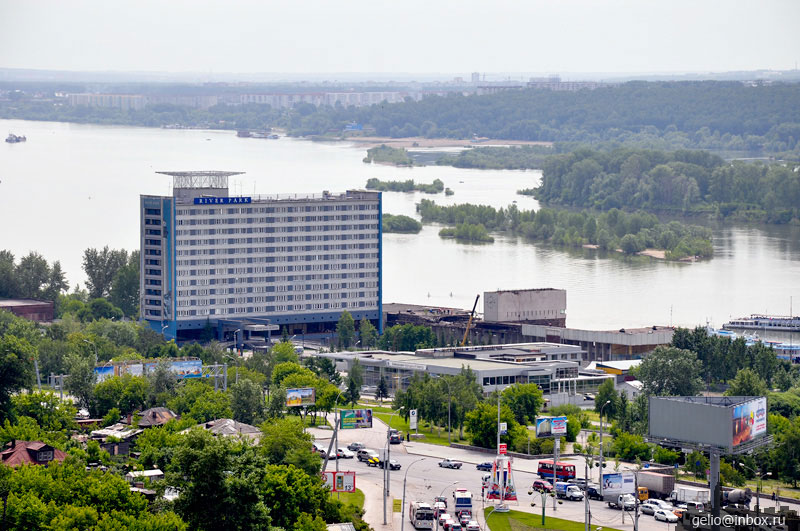 Речной вокзал. Гостиница «River park». Новосибирск. Фото: Степанов Слава