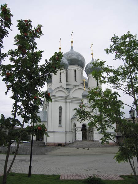 Знаменская церковь (Новосибирск, ул. Учительская, 2004)